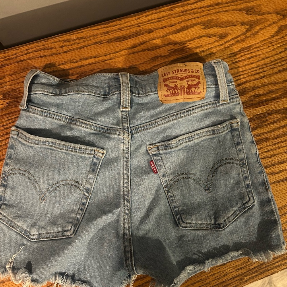 High rise Levi's Jean Short